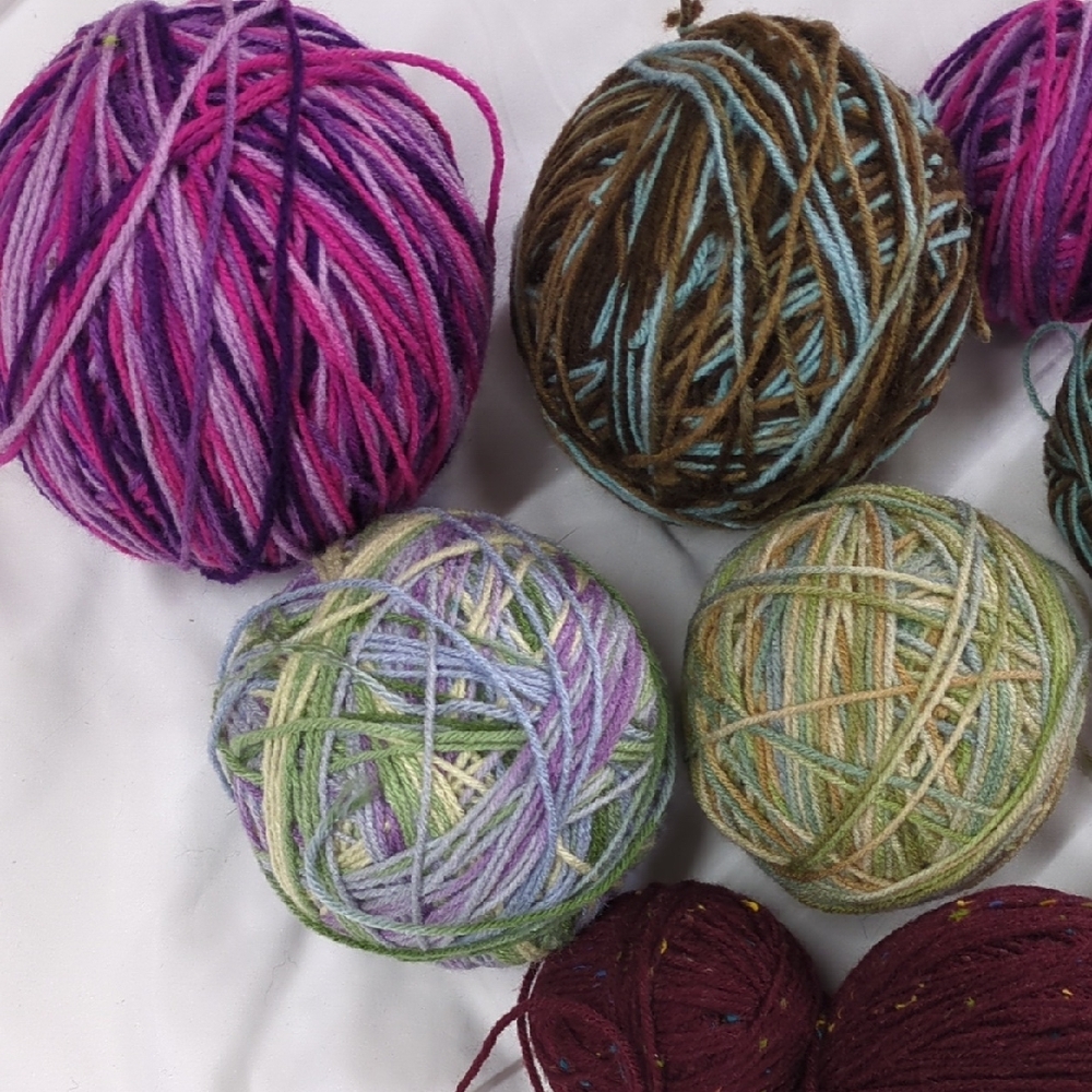 Multicolor Yarn Set for Crafting - Picture 3 of 5